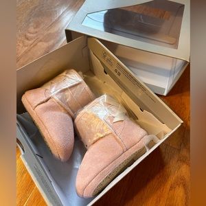 UGG Jesse bow ll booties- New